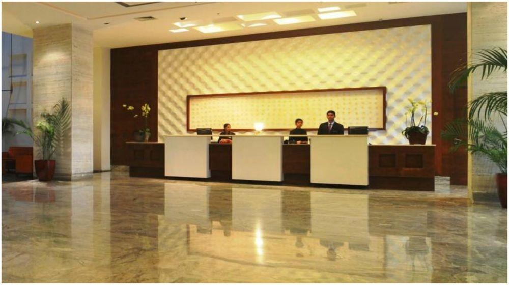 Vits Hotel 푸네 외부 사진