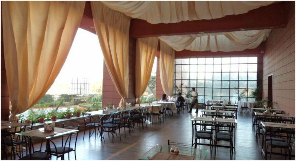 Vits Hotel 푸네 외부 사진