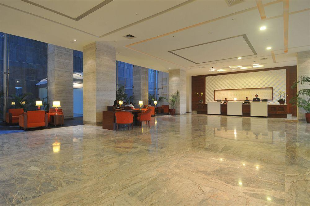 Vits Hotel 푸네 외부 사진