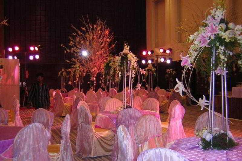 Vits Hotel 푸네 레스토랑 사진